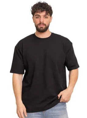 Black V- Squares O.S Round T-Shirt