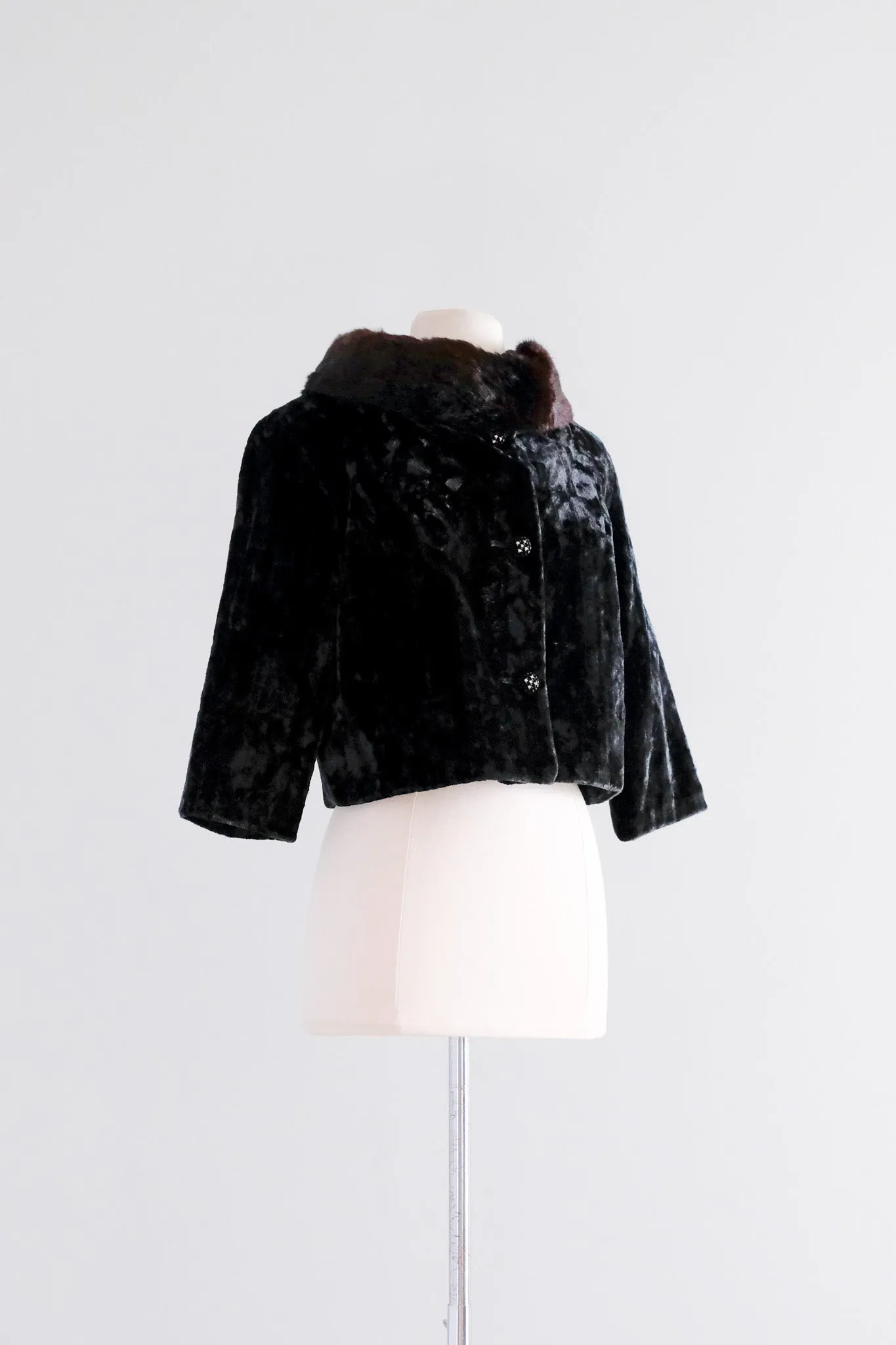 Lavish 1960's Crushed Velvet & Fur Cropped Evening Jacket  / Sz M