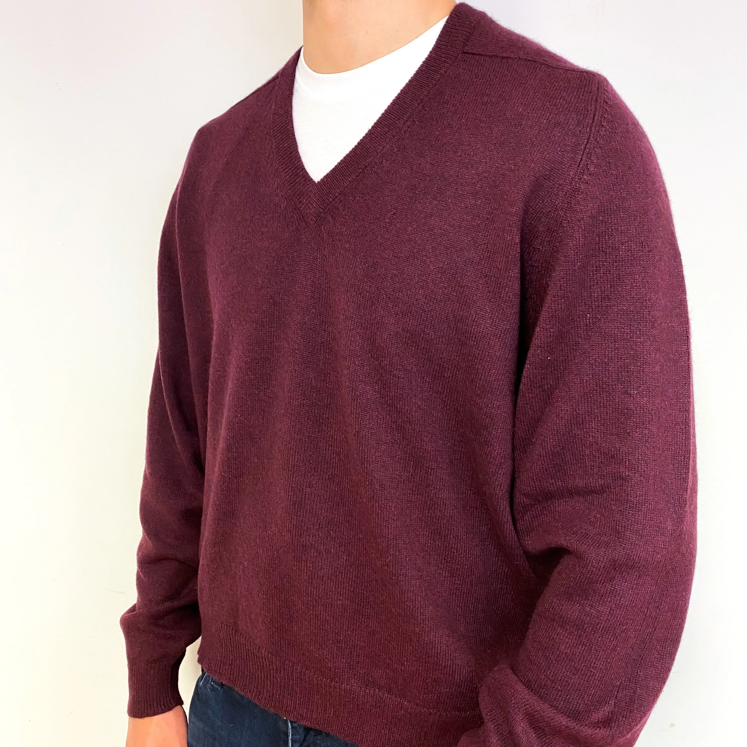 Men's Aubergine Purple Cashmere V-Neck Jumper Extra Large