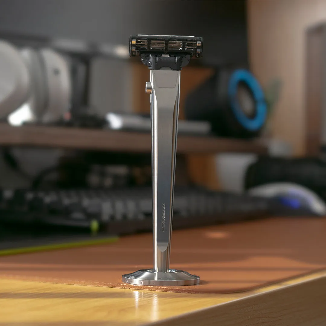 Titanium 3-layer Razor