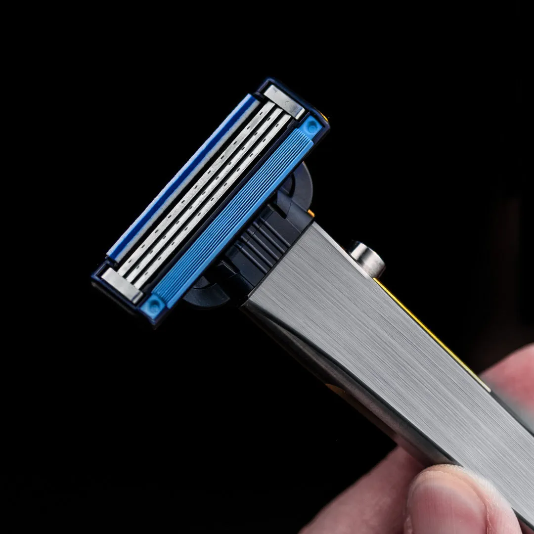 Titanium 3-layer Razor